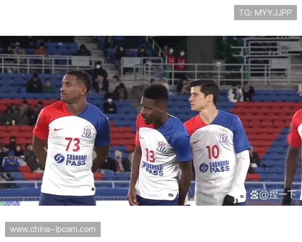 上海申花迎战长春亚泰展现足球激情与团队精神的巅峰对决